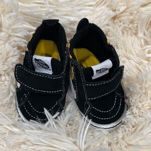 Vans Kids Sneakers in Black and Yellow Sunflower